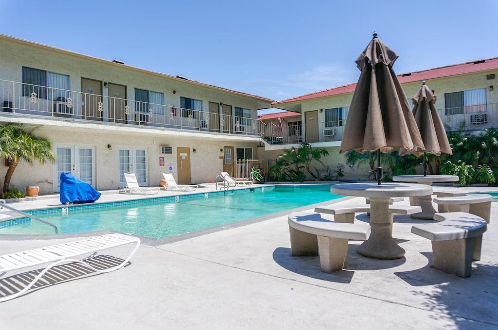 California Suites Hotel San Diego Exterior foto